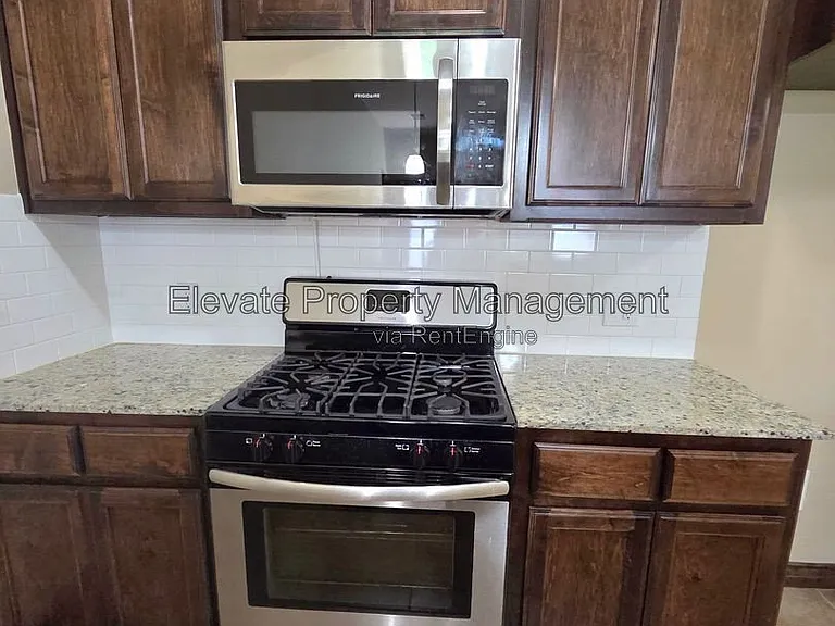 2200 Kintyre Rd — Photo 22