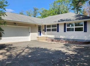 23 Old Farm Rd, Berkeley Heights, NJ 07922