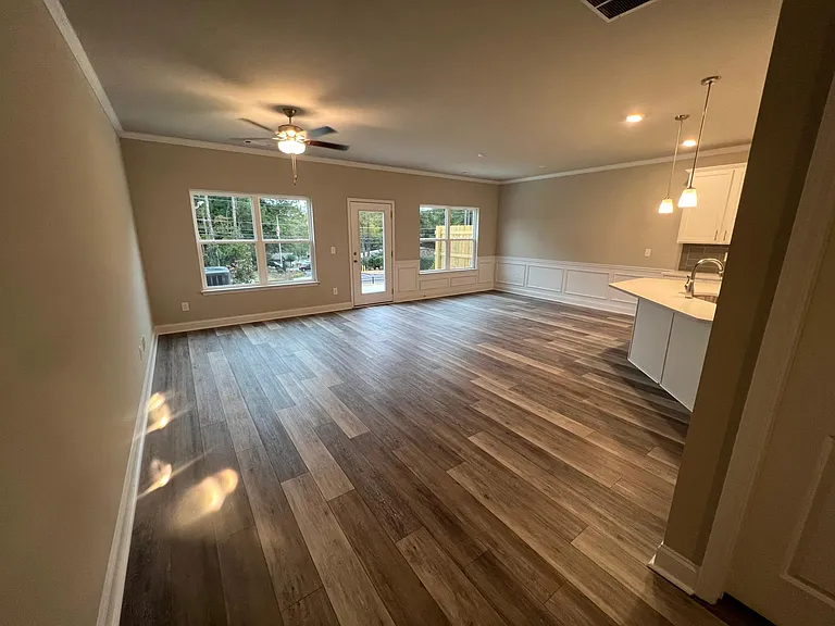 1616 Fern Ridge Ln — Photo 9