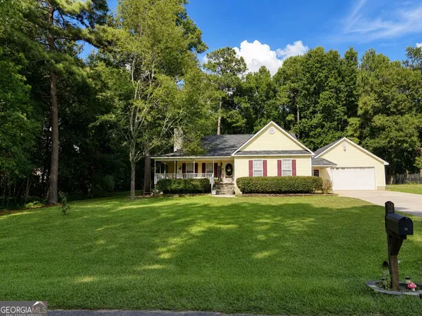 206 Southern Walk Cir, Gray, GA 31032