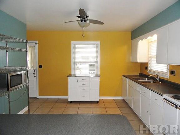 4th image of 225 Edinborough Dr