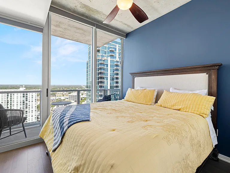 777 N Ashley Dr #2611-2611-2611 — Photo 43