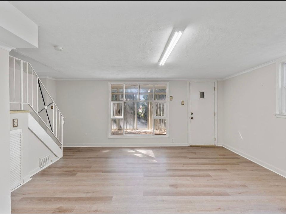 1st image of 9967 Verree Rd