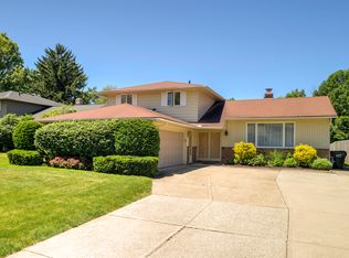 1728 Gladwin Dr, Mayfield Heights, OH