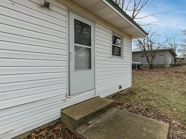 101 Norma St — Photo 22