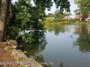 2251 Clove Rd, Staten Island, NY 10305