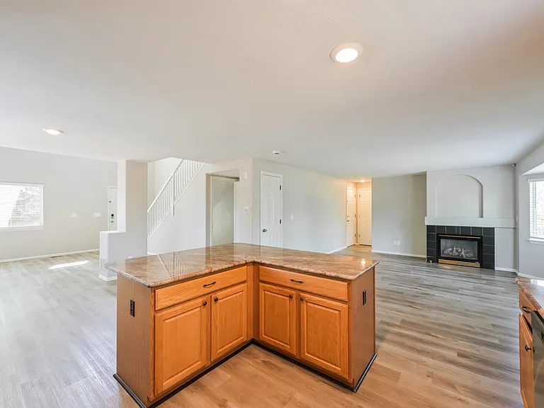 14785 Gaylord St — Photo 10