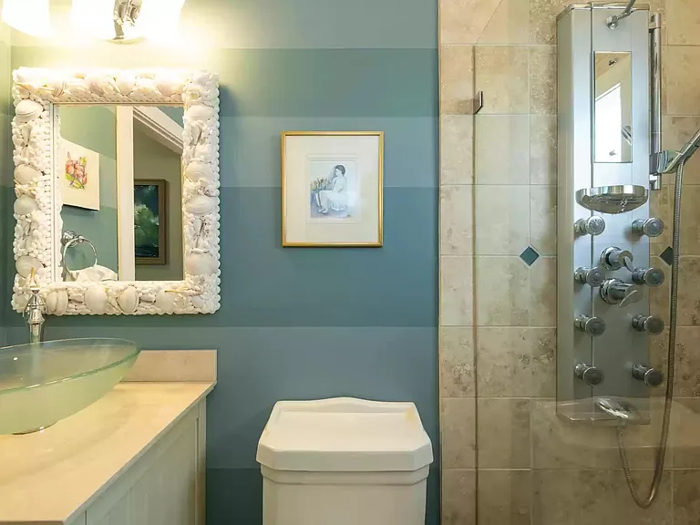 408 Amelia St — Photo 11