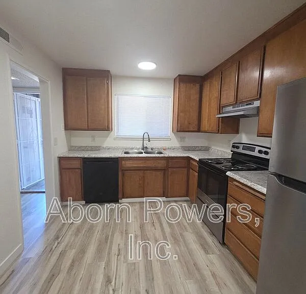 1140 Melton Dr #2 — Photo 1