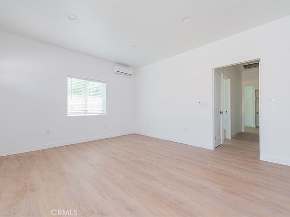 5th image of 5033 Sultana Ave #5033B