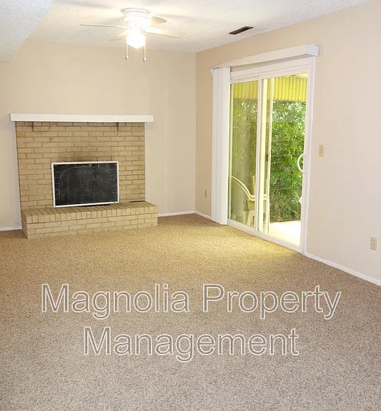 1185 Applewood Dr — Photo 14