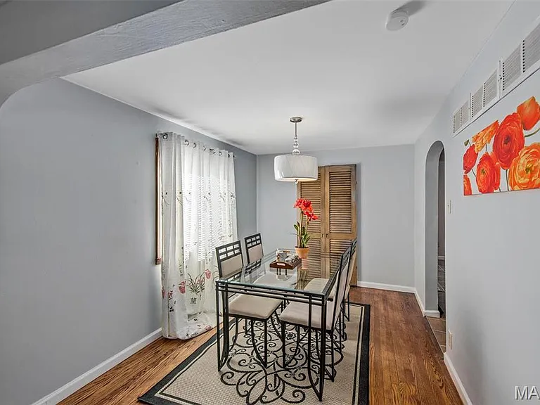 3319 Eminence Blvd — Photo 8