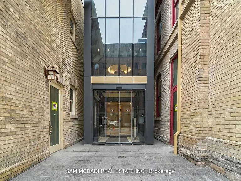 634 Church St #1011 — Photo 2