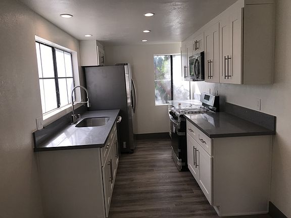 5th image of 1444 S Centinela Ave APT 1