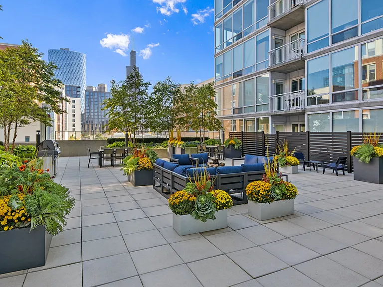 24 S Morgan Apartments — Photo 14