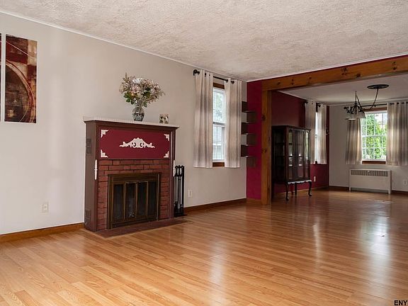4th image of 5 Edenburg Ave