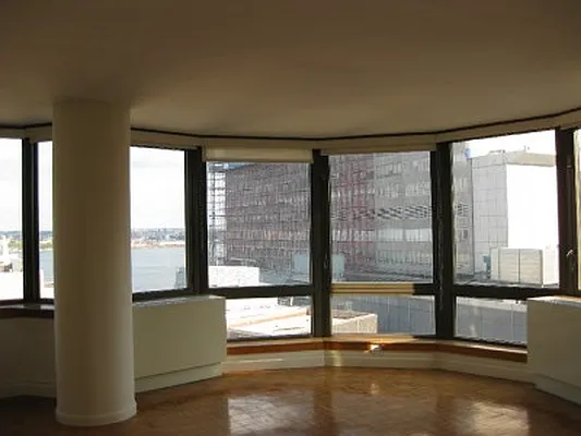 Rented by Classic Marketing- 530 Park1 | media 7