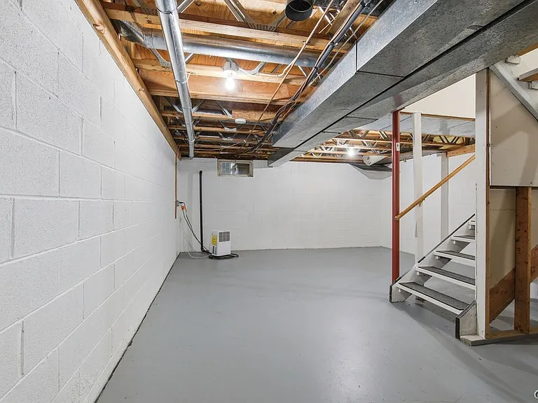 8457 Bubbling Springs Dr — Photo 23