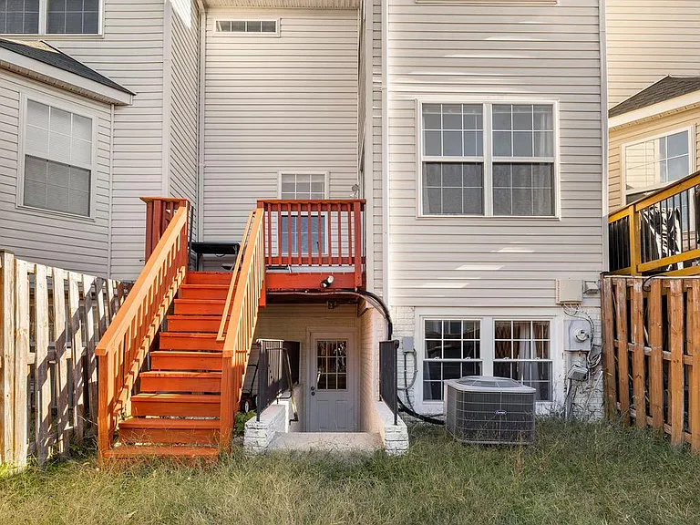 3343 Cape May Ct — Photo 45