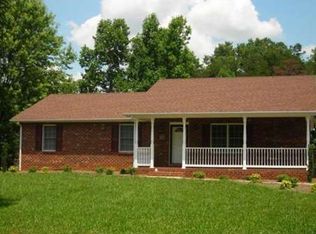 884 Jasper Wood Rd, Hurt, VA 24563