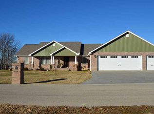 15321 Edgewood Dr, Dexter, MO 63841