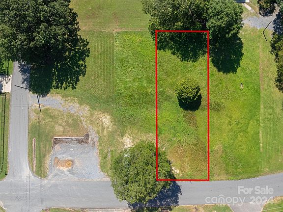 5th image of 1507 May Ave