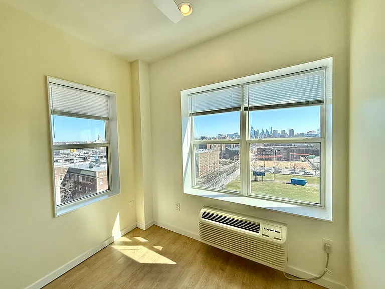 249 S 49th St #8O6 — Photo 33