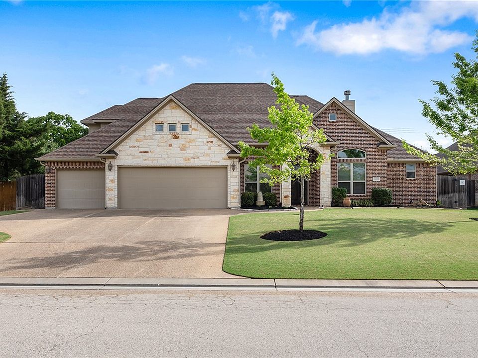 1st image of 4605 River Valley Dr