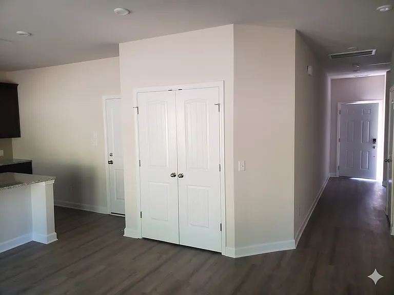 3137 Bromley Way — Photo 6