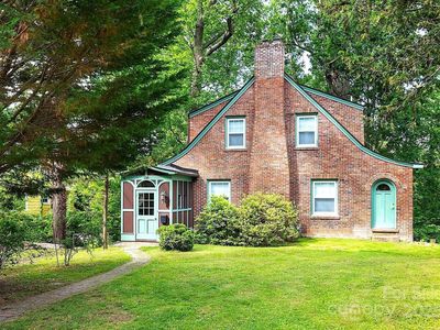 135 Tacoma Cir, Asheville, NC, 28801