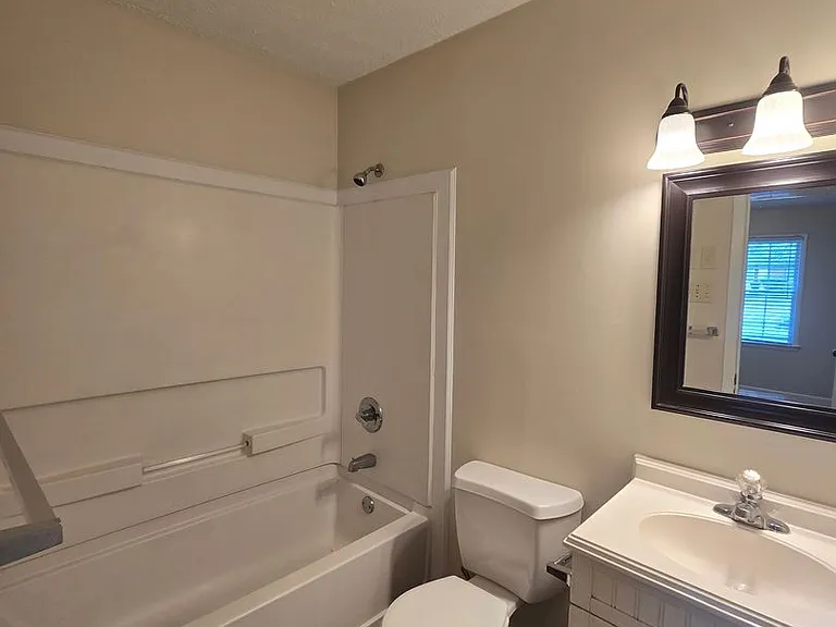 6343 Paddington Ct — Photo 5