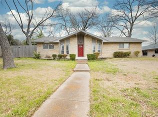 2817 Rockbrook Dr, Plano, TX 75074