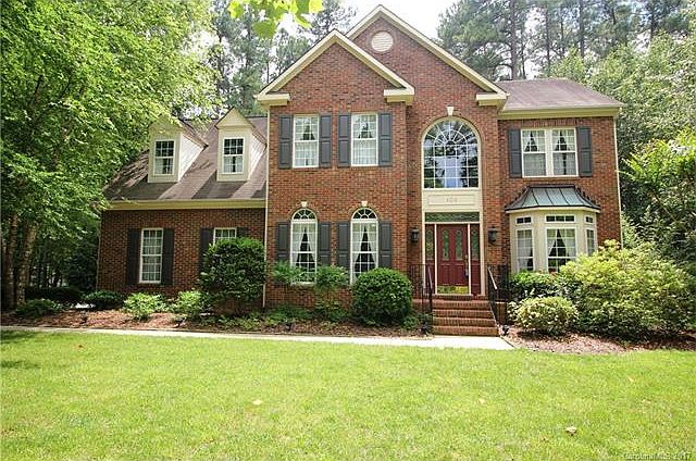 1st image of 109 Lockerbie Ln