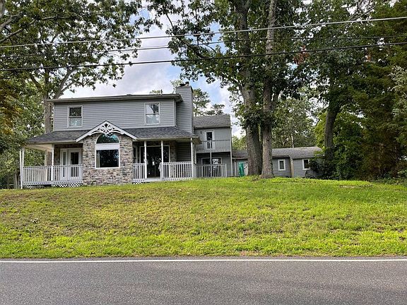 5th image of 1401 N Lakeshore Dr