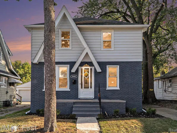 8444 Chalmers Ave, Warren, MI 48089