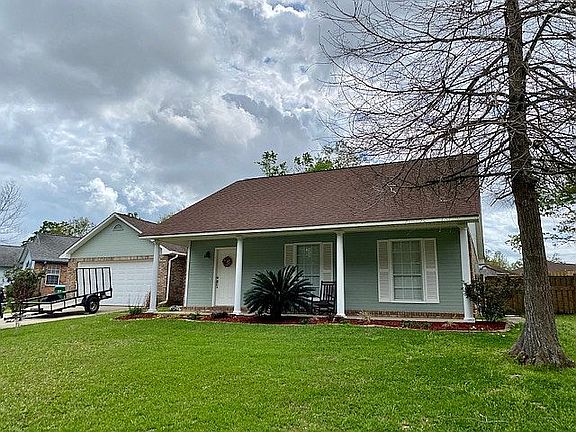 2nd image of 15039 Parkwood Dr N