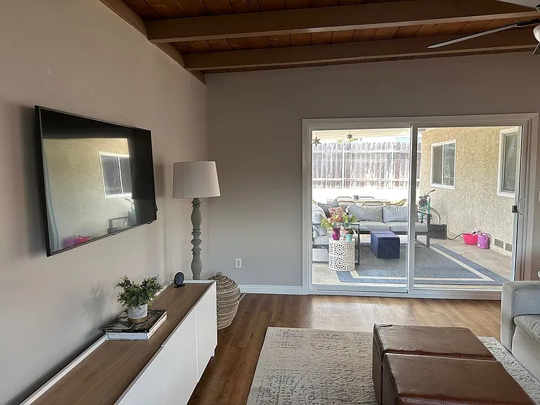 6642 Carthage St — Photo 21