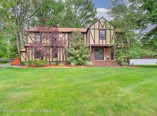 3 Emerald Dr, Morganville, NJ