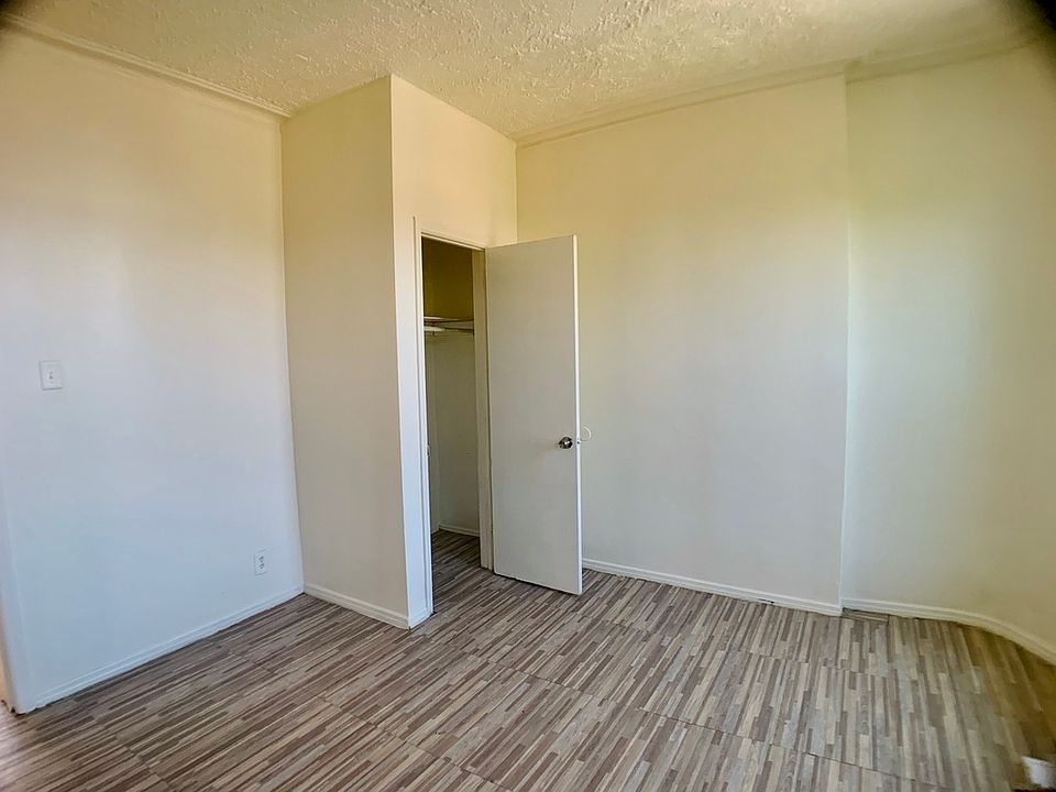 2nd image of 257 Saratoga Ave APT 1