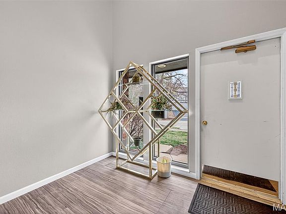 3rd image of 2341 Seven Pines Dr Unit 6