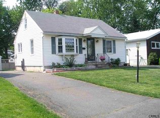 21 Park Ave, Latham, NY 12110