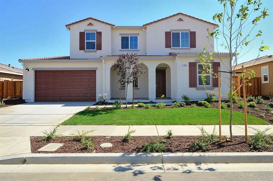 1366 Bellerose Ct photo 1