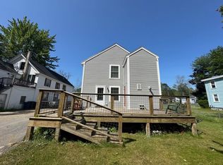 86 Lincoln St, Saco, ME 04072