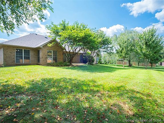 3rd image of 8508 Starview Court