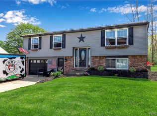 6883 Chaffee Ct, Derby, NY