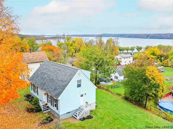 179 Hoyt St, Port Ewen, NY 12466