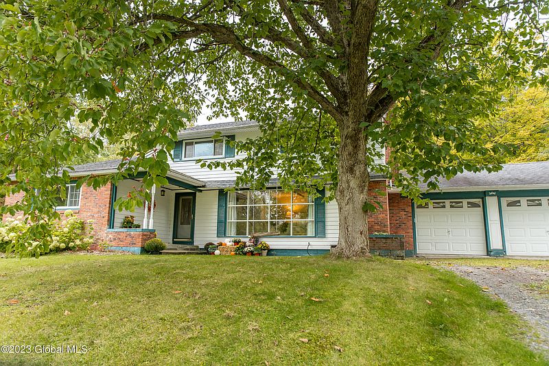 4th image of 4931 Jockey Street