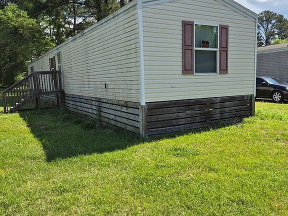 5th image of 185 Lakeside Ln