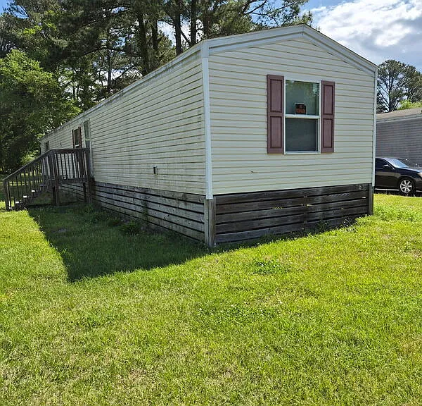 185 Lakeside Ln — Photo 5