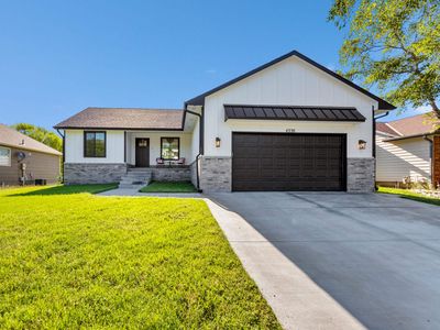 4330 Westlake Dr, Bel Aire, KS, 67220